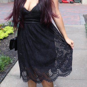 *SALE* Black Lacey Dress